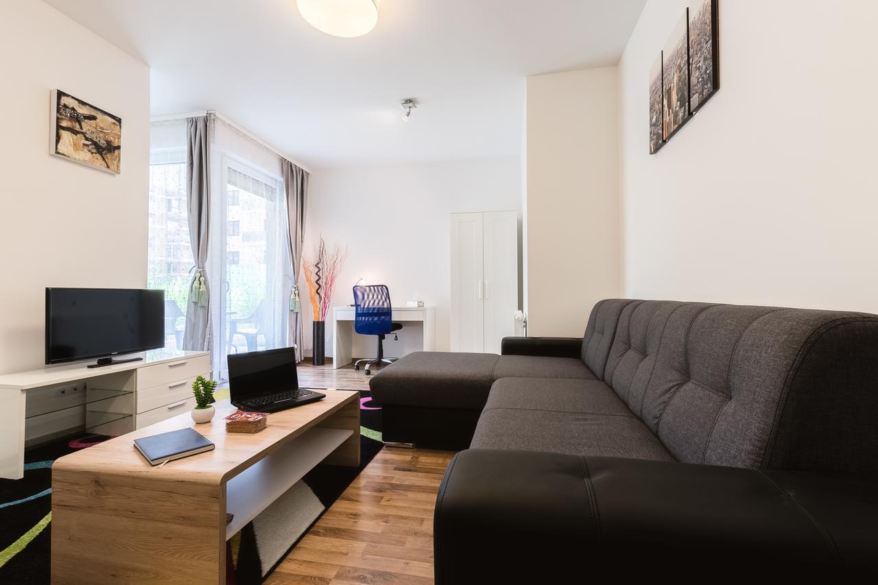 Corvin Holiday Apartments Hotel Budapeşte Dış mekan fotoğraf