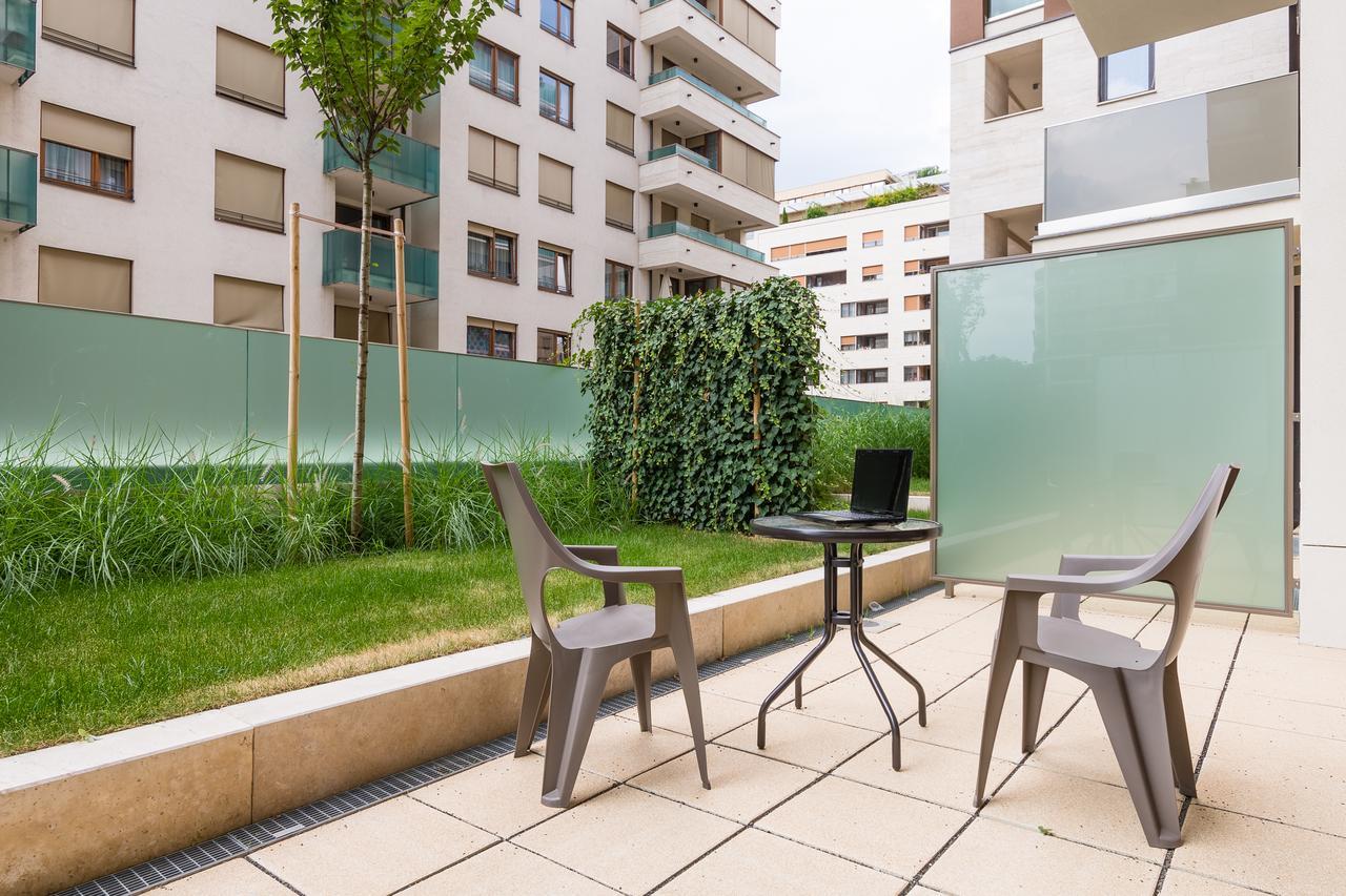 Corvin Holiday Apartments Hotel Budapeşte Dış mekan fotoğraf