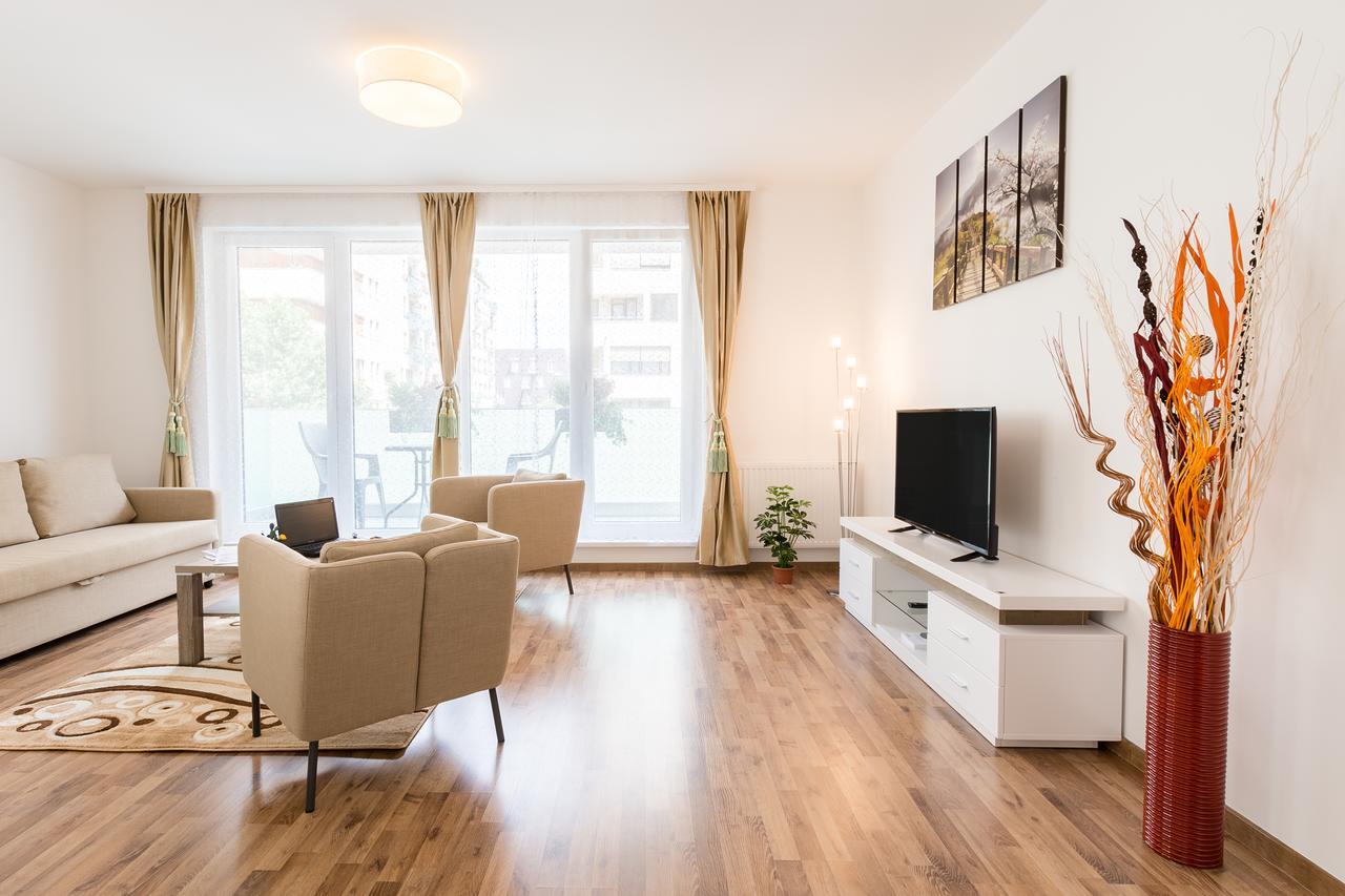 Corvin Holiday Apartments Hotel Budapeşte Dış mekan fotoğraf