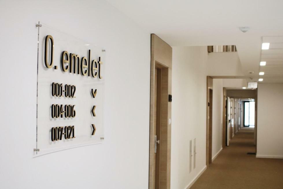 Corvin Holiday Apartments Hotel Budapeşte Dış mekan fotoğraf