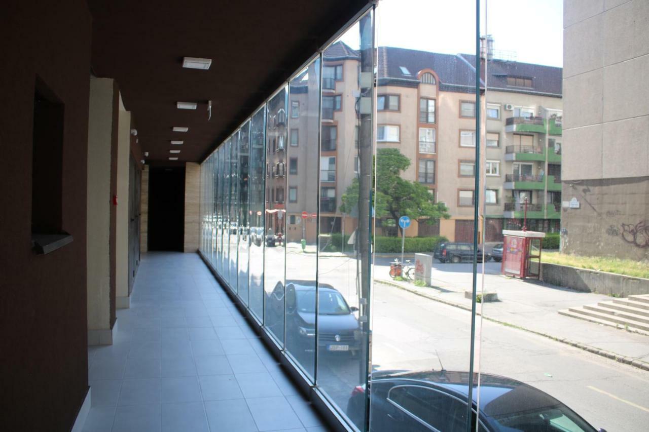 Corvin Holiday Apartments Hotel Budapeşte Dış mekan fotoğraf